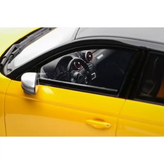 AUDI S1 SPORTBACK VEGAS YELLOW 2015 OttO mobile 1:18 Resinemodell (Türen, Motorhaube... nicht zu öffnen!)